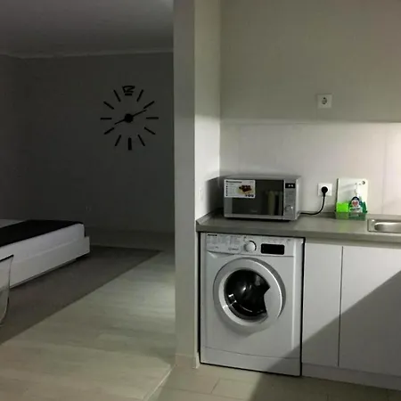 Compacte Studio Met Moderne Renovatie Lägenhet